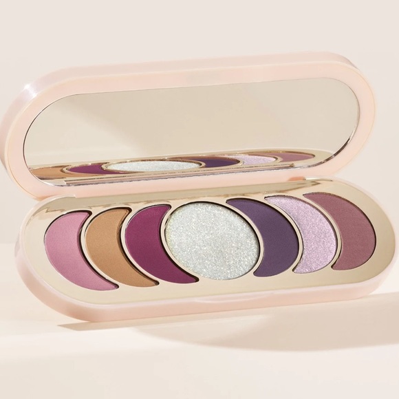 Rare Beauty Other - BNIB rare beauty eyeshadow palette